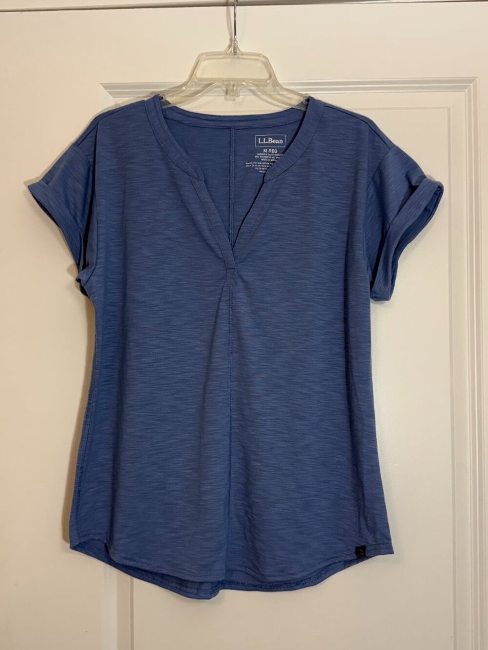 L.L. Bean Women's V-Neck Tee - Blue Size M